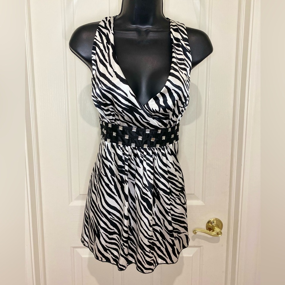 Metro Style Zebra Print Size 10 Top with Charm Accents, 100% Polyester